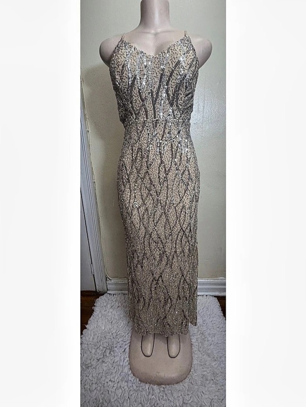 Jump Apparel Sequin Midi Slip Dress Cream Silver Size Medium NWT